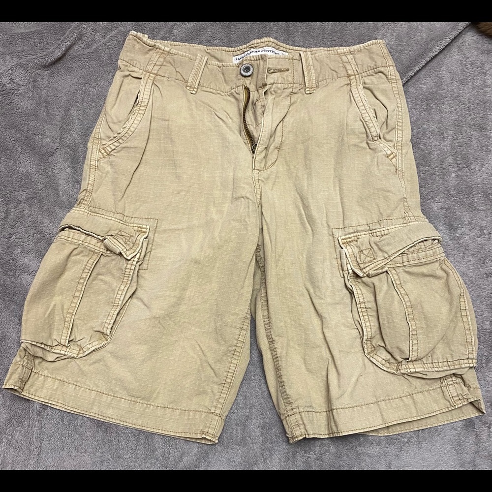 American Eagle khakis size 29